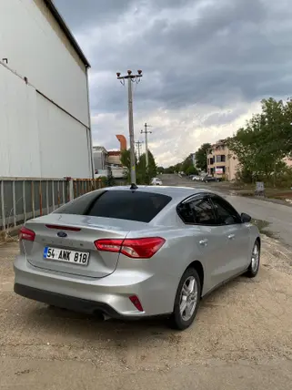 2020 Ford Focus 1.5 TDCi dizel otomatik otomobil - Fotoğraf 3