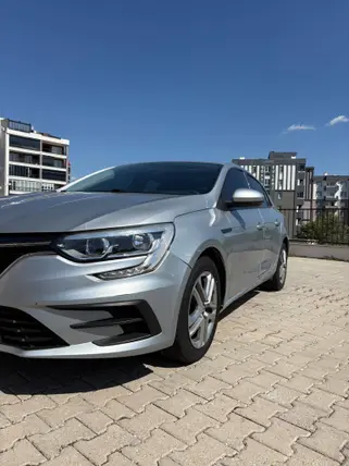 2023 Renault Megane 1.3 TCe benzinli otomatik otomobil - Fotoğraf 3