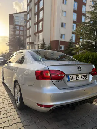 2012 Volkswagen Jetta 1.6 TDi dizel otomatik otomobil - Fotoğraf 3