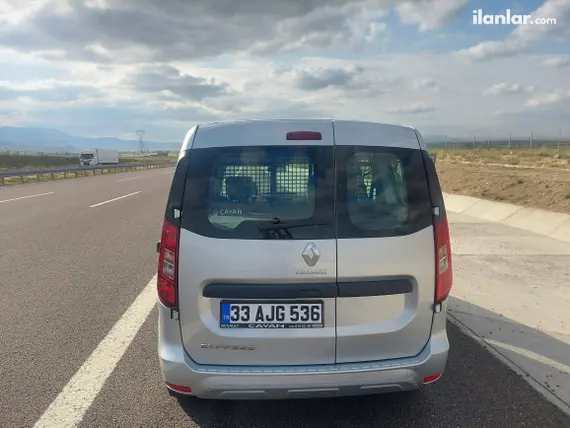 2021 Renault Express 1.5 BlueDCI dizel manuel minivan & Panelvan - Fotoğraf 3