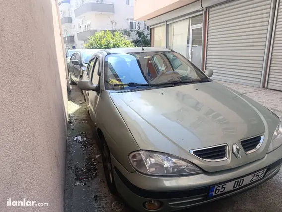 2000 Renault Megane 1.6 lPG manuel otomobil - Fotoğraf 3