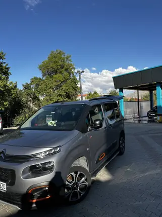 2023 Citroen Berlingo 1.5 BlueHDI dizel otomatik minivan & Panelvan - Fotoğraf 3