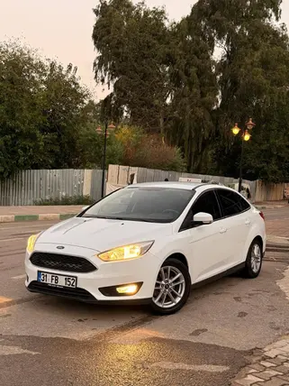 2015 Ford Focus 1.6 TDCi dizel manuel otomobil - Fotoğraf 2