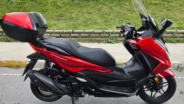 2023 Honda Forza 250 (NSS250) benzinli otomatik motosiklet - Fotoğraf 2