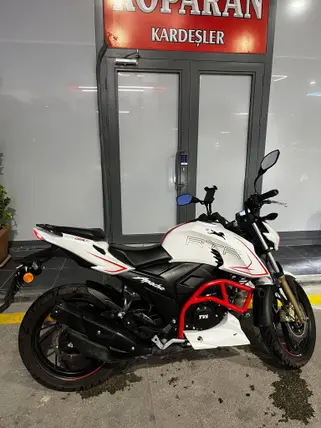 2024 TVS Apache RTR 200 benzinli manuel motosiklet - Fotoğraf 3