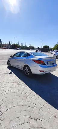 2012 Hyundai Accent Blue 1.6 CRDI dizel otomatik otomobil - Fotoğraf 3