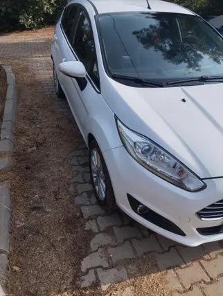 2016 Ford Fiesta 1.6 benzinli otomatik otomobil - Fotoğraf 2