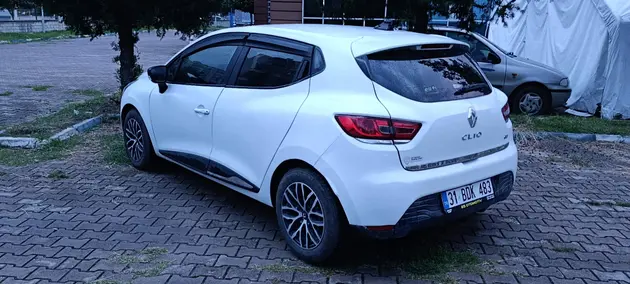 2014 Renault Clio 1.5 dCi dizel manuel otomobil - Fotoğraf 2
