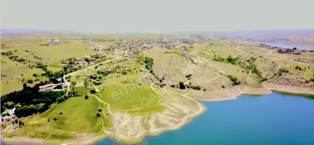 Yozgat Merkez Esenli, Bahçelievler Mahallesi 729 m² satılık konut arsa - Fotoğraf 3