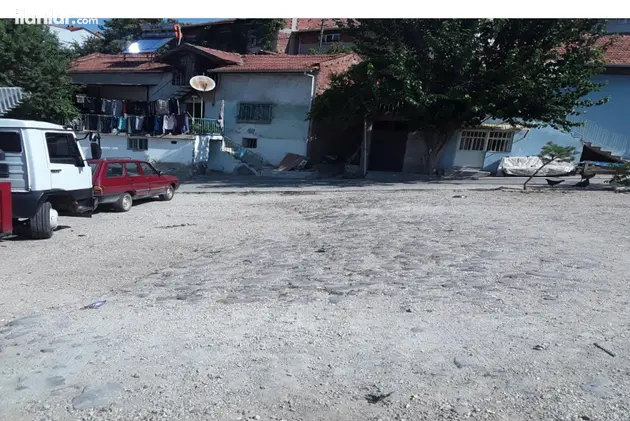 Uşak Merkez Aybey Mahallesi 163 m² satılık konut arsa - Fotoğraf 3