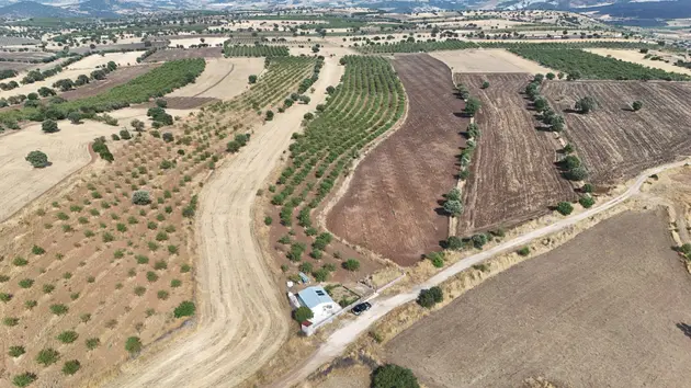 Manisa Kula İbrahimağa Mahallesi 34.900 m² satılık tarla arsa - Fotoğraf 2
