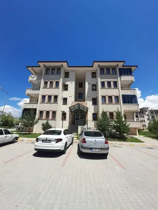 Erzincan Merkez Mengüceli Mahallesi 2+1 100 m² satılık daire - Fotoğraf 3