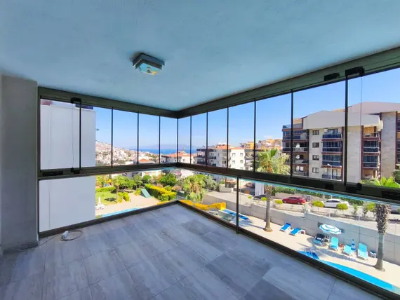 Aydın Kuşadası İkiçeşmelik Mahallesi 3+1 145 m² satılık daire - Fotoğraf 2