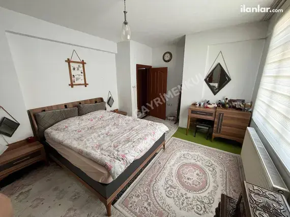Kahramanmaraş Onikişubat Yunus Emre Mahallesi 4+1 180 m² satılık daire - Fotoğraf 2