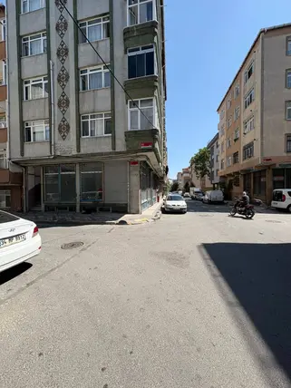 İstanbul Bağcılar Çınar Mahallesi 180 m² kiralık atölye - Fotoğraf 3
