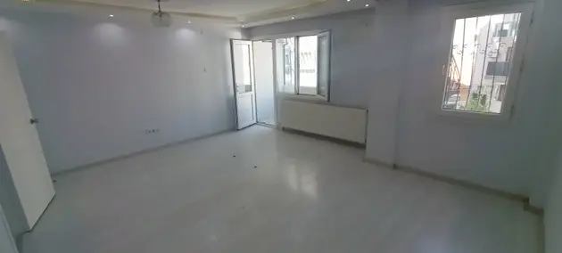 İzmir Buca Hürriyet Mahallesi 3+1 100 m² kiralık daire - Fotoğraf 2