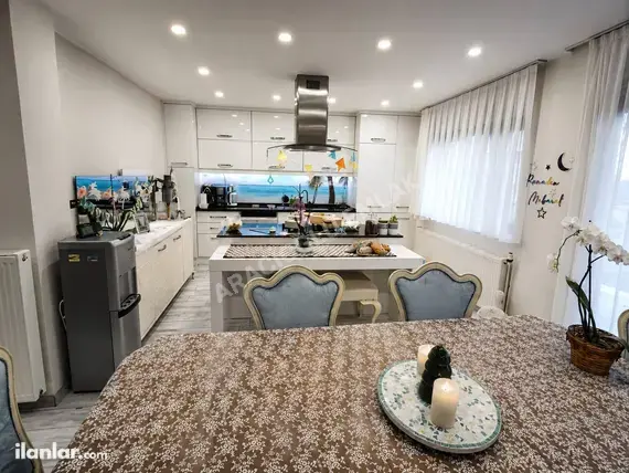 Manisa Salihli Barış Mahallesi 4.5+1 520 m² kiralık villa - Fotoğraf 3