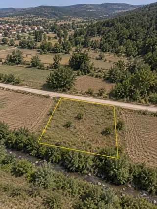Kütahya Hisarcık Kutlubeyler Köyü Mahallesi 706 m² satılık muhtelif Arsa arsa - Fotoğraf 3