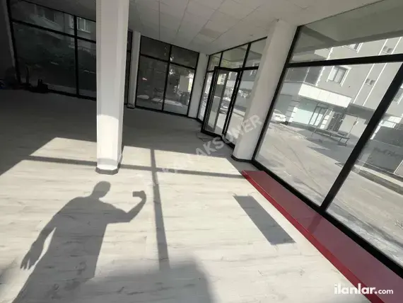 İzmir Bornova Doğanlar Mahallesi 200 m² kiralık dükkan & Mağaza - Fotoğraf 3
