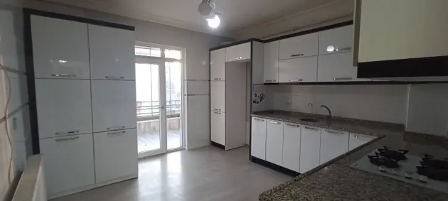 Aksaray Merkez Şifahane Mahallesi 2+1 120 m² kiralık daire - Fotoğraf 2
