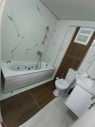 Aydın Kuşadası Ege Mahallesi 4+1 220 m² satılık daire - Fotoğraf 3
