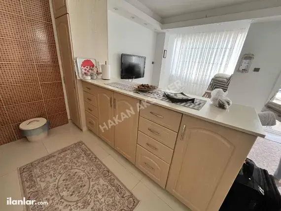 İzmir Çeşme Yalı Mahallesi 2.5+1 250 m² kiralık müstakil Ev - Fotoğraf 3