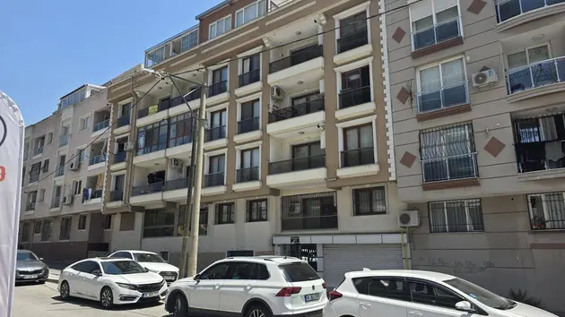İzmir Buca Yaylacık Mahallesi 2+1 80 m² satılık daire - Fotoğraf 2
