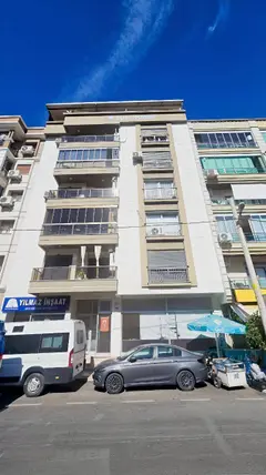 İzmir Karşıyaka Şemikler Mahallesi 3+1 140 m² satılık daire - Fotoğraf 3