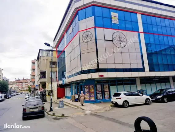İstanbul Pendik Esenyalı Mahallesi kiralık iş Hanı Katı & Ofisi - Fotoğraf 2