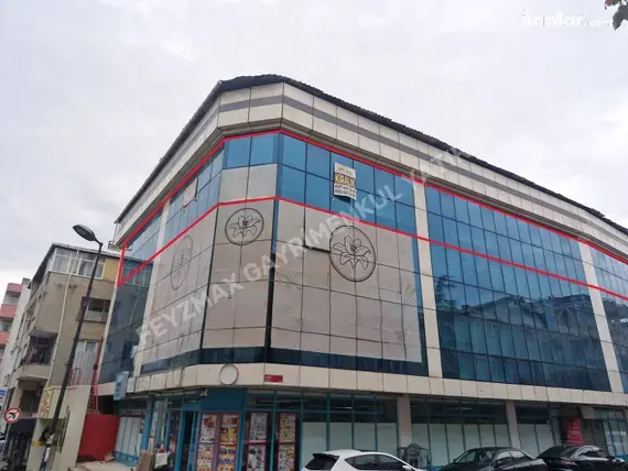 İstanbul Pendik Esenyalı Mahallesi kiralık iş Hanı Katı & Ofisi - Fotoğraf 3