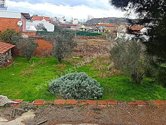 Bursa Mudanya Esence Mahallesi 750 m² satılık turizm + Konut arsa - Fotoğraf 3