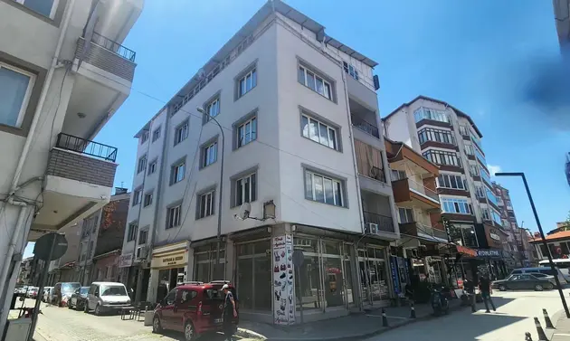 Uşak Merkez Kurtuluş Mahallesi 45 m² kiralık dükkan & Mağaza - Fotoğraf 2