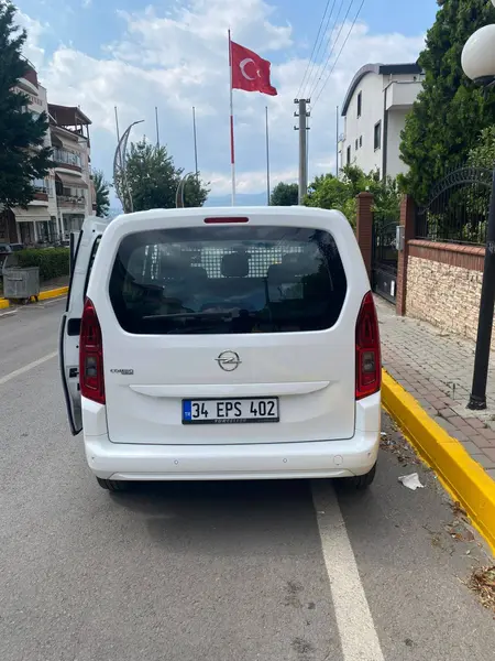 İlan Görseli 2