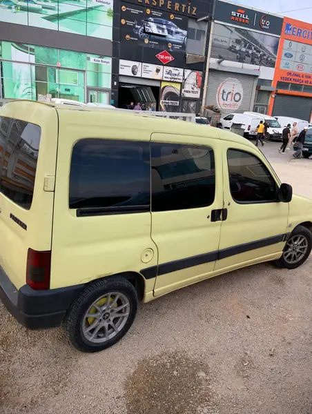 İlan Görseli https://cdn.ilanlar.com/images/l1/l2/{width}/{height}/10002385_1761030475931661312.jpg