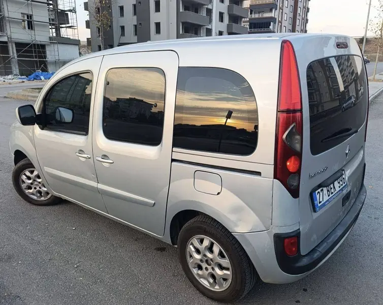 İlan Görseli https://cdn.ilanlar.com/images/l1/l2/{width}/{height}/10003258_1765303850308889547.jpg