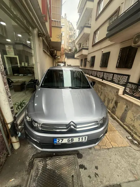 İlan Görseli https://cdn.ilanlar.com/images/l1/l2/{width}/{height}/10003296_1765473716494654602.jpg