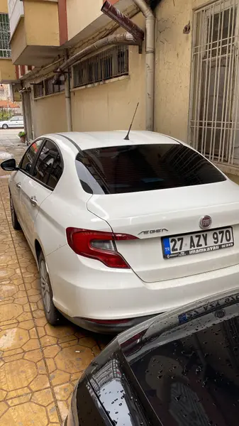 İlan Görseli https://cdn.ilanlar.com/images/l1/l2/{width}/{height}/10003299_1765474261366237946.jpg