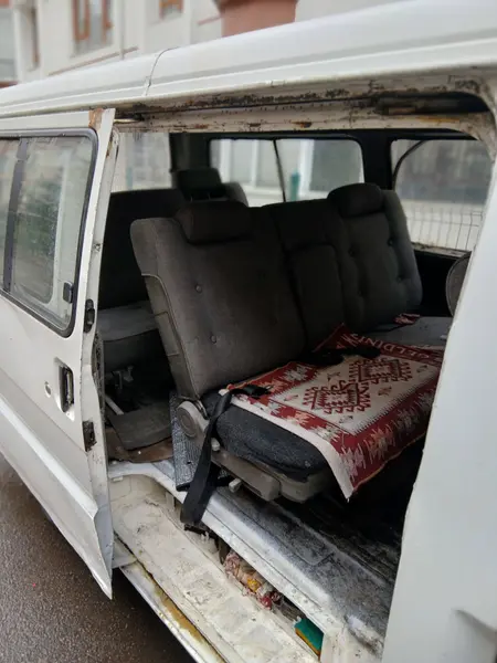 İlan Görseli https://cdn.ilanlar.com/images/l1/l2/{width}/{height}/10003317_1765525075027627885.jpg