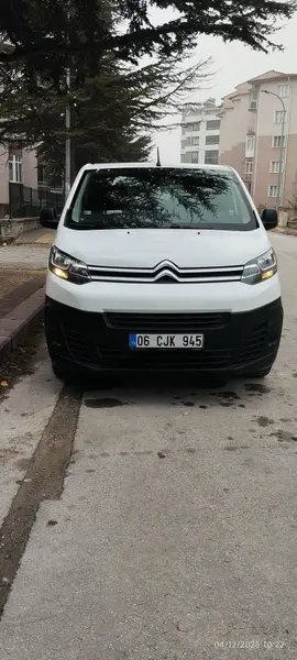 İlan Görseli https://cdn.ilanlar.com/images/l1/l2/{width}/{height}/10003983_1768325118793120414.jpg