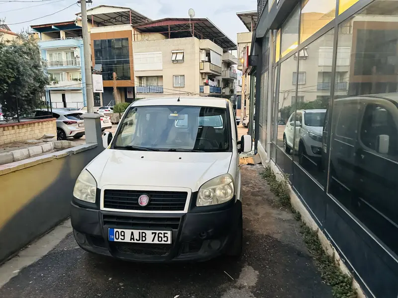 İlan Görseli https://cdn.ilanlar.com/images/l1/l2/{width}/{height}/10004401_1770649984860006465.jpg