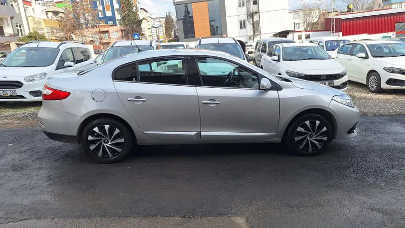 İlan Görseli https://cdn.ilanlar.com/images/l1/l2/{width}/{height}/10004614_1771860343756935250.jpg