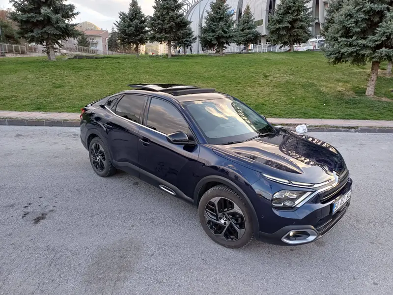 İlan Görseli https://cdn.ilanlar.com/images/l1/l2/{width}/{height}/10005513_1775510884215526938.jpg