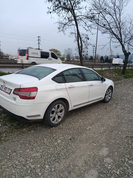 İlan Görseli 2