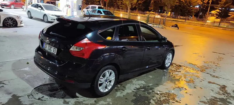 2013 Ford Focus 1.6 TDCi dizel manuel otomobil - Fotoğraf 1