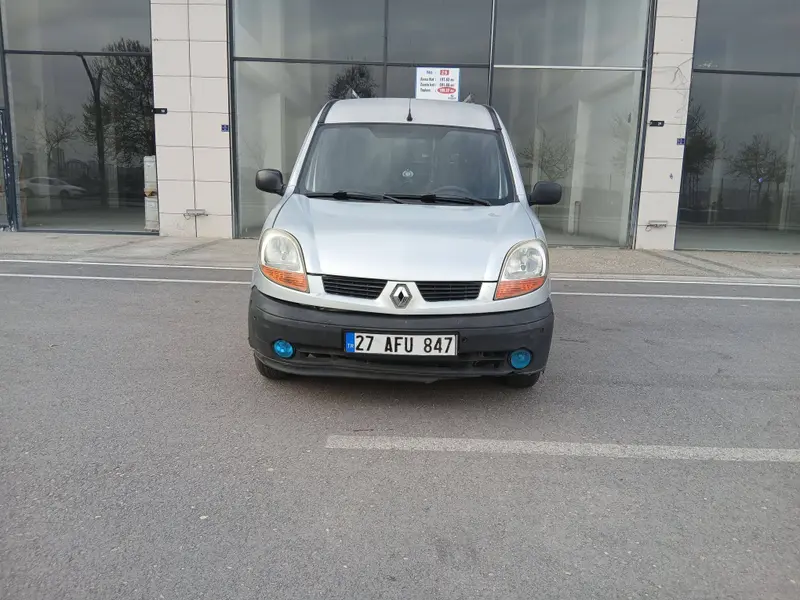 2006 model Renault kango