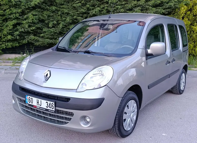 ACİLL YENİ KASA KANGO 1.5 DCI 105 HP FULL CAM GİBİ MASRAFSIZ
