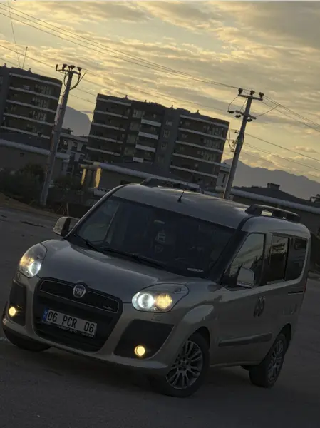 HATASIZ 1.6 DOBLO PREMİO / 105 HP / 6 İLERİ / MAKYAJLI YENİ KASA