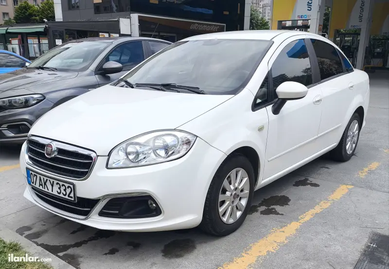 2012 Fiat Linea 1.3 Multijet dizel manuel otomobil - Fotoğraf 1