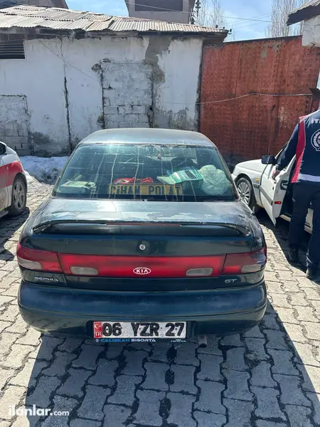 1997 Kia Sephia 1.6 benzinli manuel otomobil - Fotoğraf 1