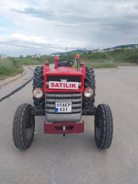 1967 Massey Ferguson 135 traktör - Fotoğraf 1